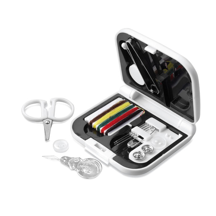 Trusă de cusut cu accesorii    IT3552-06