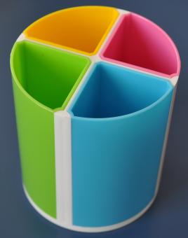 Suport plastic pentru instrumente de scris, cilindric, 4 compartimente , KEJEA - culori asortate